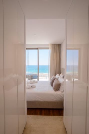Image No.9-3 Bed Apartment for sale