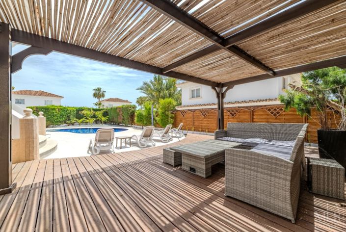 Image No.4-4 Bed Villa for sale