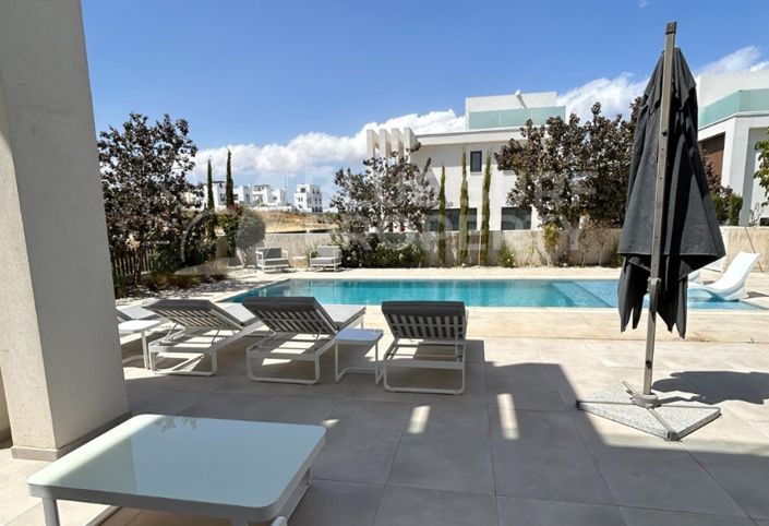 Image No.2-4 Bed Villa for sale