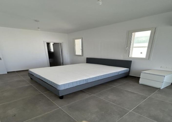 Image No.10-4 Bed Villa for sale