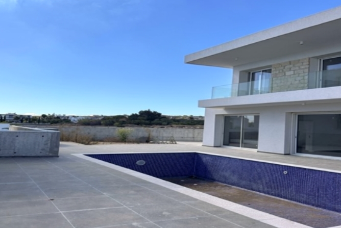Image No.2-4 Bed Villa for sale