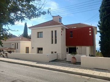 15220046124