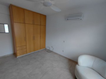 15221675293
