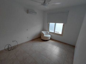 15221674247