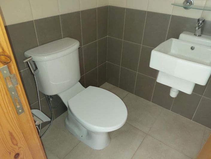 Image No.23-3 Bed Property for sale