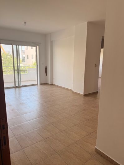 Image No.2-Appartement de 2 chambres à vendre à Geroskipou