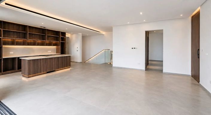 Image No.2-4 Bed Villa for sale