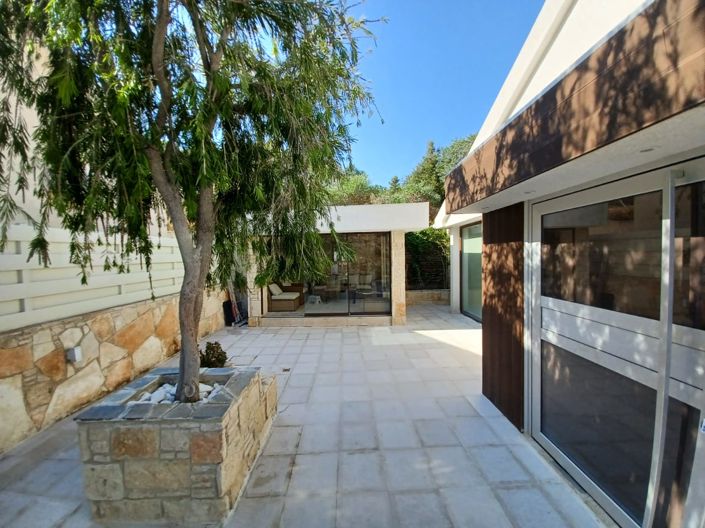 Image No.5-Villa de 3 chambres à vendre à Agios Tychonas