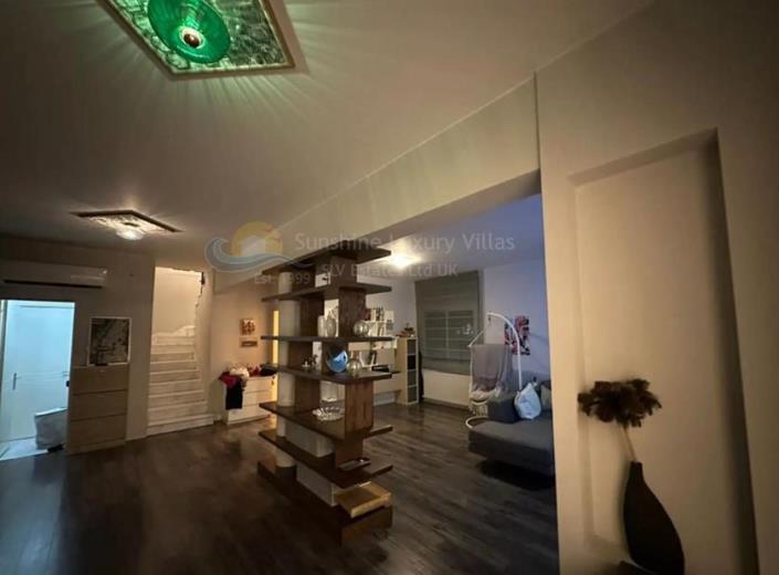 Image No.3-3 Bed Villa for sale