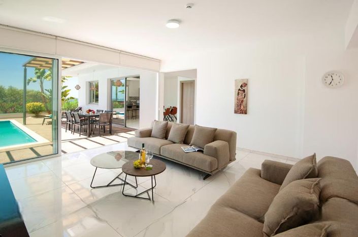 Image No.2-Villa de 3 chambres à vendre à Ayia Napa