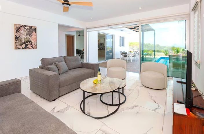 Image No.2-4 Bed Villa for sale
