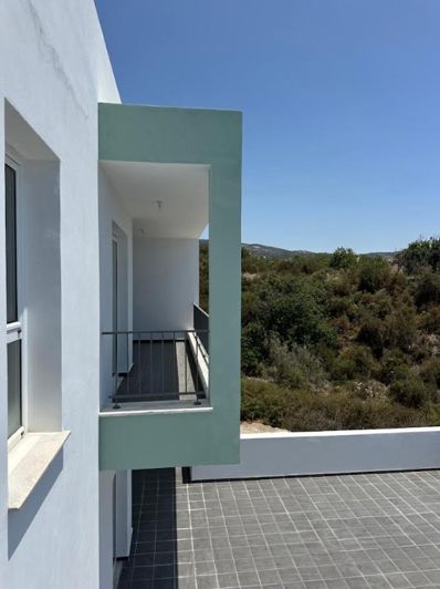 Image No.18-2 Bed Apartment for sale
