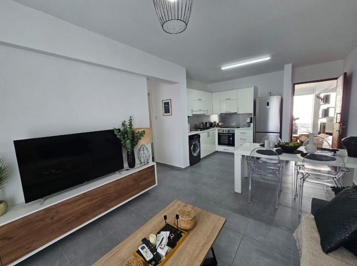 Image No.8-2 Bed Apartment for sale