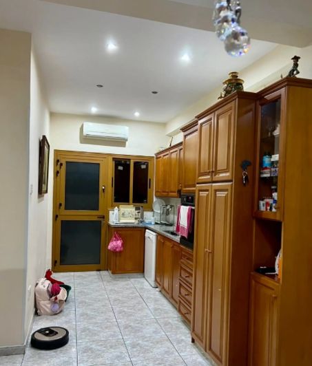 Image No.3-9 Bed Villa for sale
