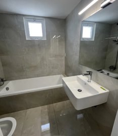 15237037677