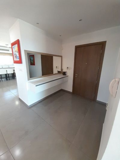 Image No.6-Propriété de 4 chambres à vendre à Agios Tychonas