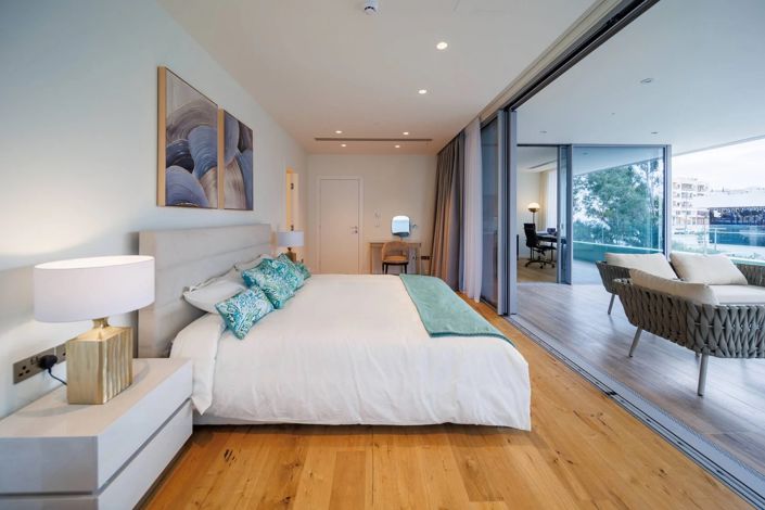 Image No.10-4 Bed Apartment for sale