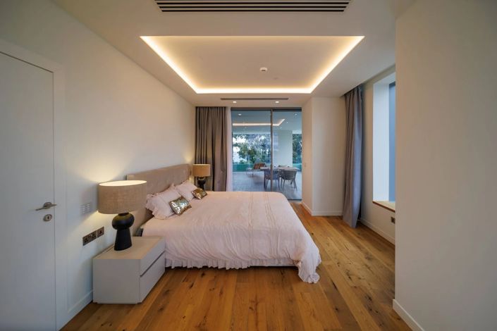 Image No.14-4 Bed Apartment for sale