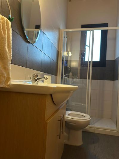 Image No.9-2 Bed Property for sale