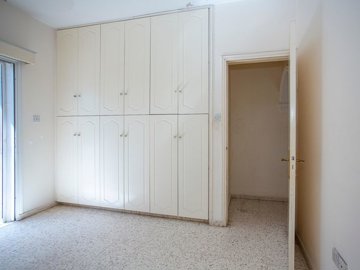 15239988566