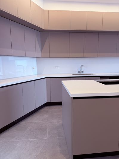 Image No.11-3 Bed Apartment for sale