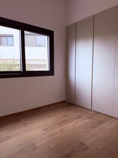 Image No.17-3 Bed Apartment for sale