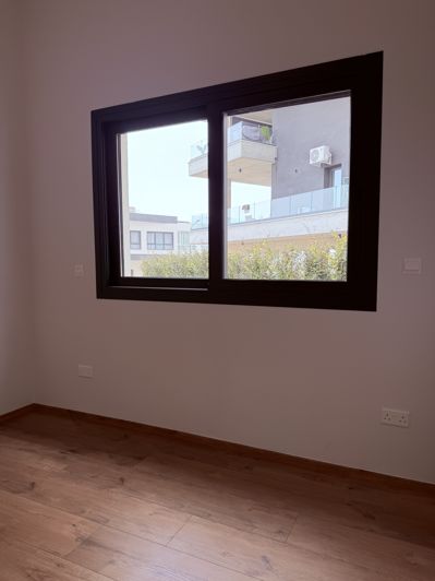 Image No.21-3 Bed Apartment for sale