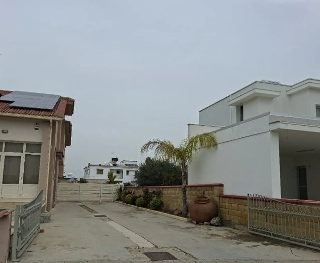 Image No.4-4 Bed Villa for sale