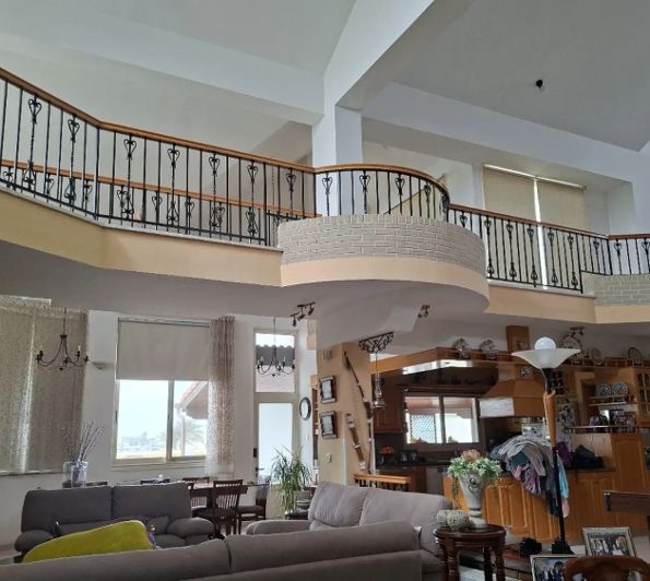 Image No.6-4 Bed Villa for sale