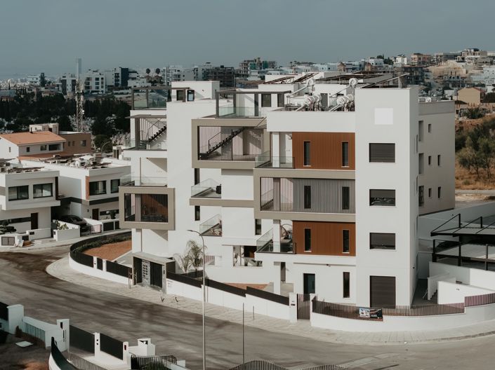 Image No.3-4 Bed Property for sale