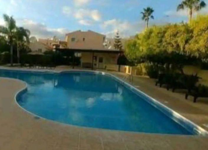 Image No.2-2 Bed Townhouse for sale