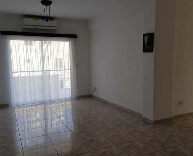 Image No.3-Appartement de 2 chambres à vendre à Mesa Geitonia