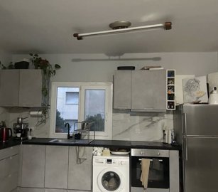 15242593831