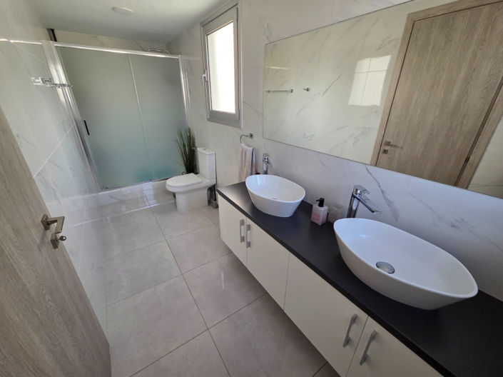 Image No.17-3 Bed Villa for sale