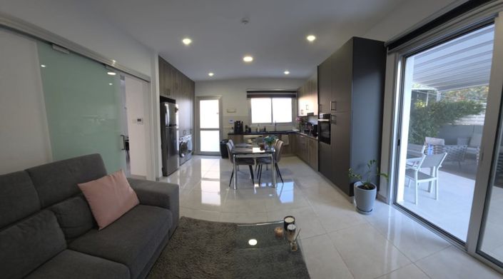 Image No.6-3 Bed Villa for sale