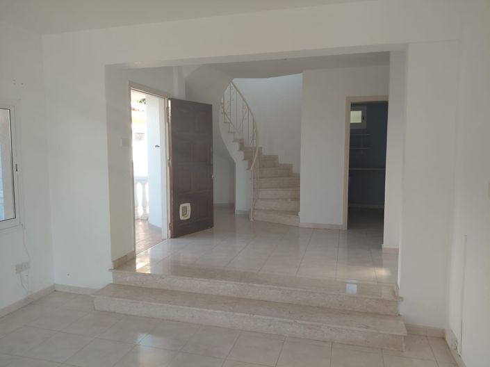 Image No.12-3 Bed Villa for sale