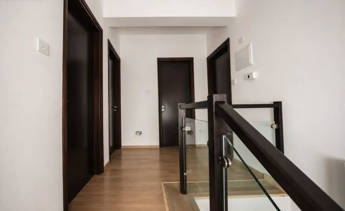 Image No.6-3 Bed Villa for sale