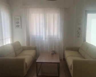 15243110319