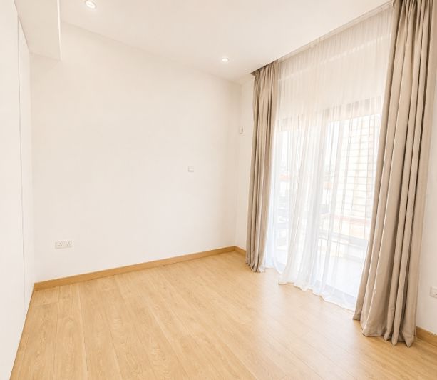 Image No.7-3 Bed Property for sale