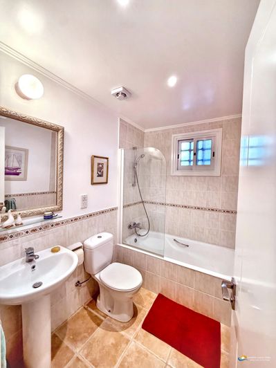Image No.19-4 Bed Villa for sale