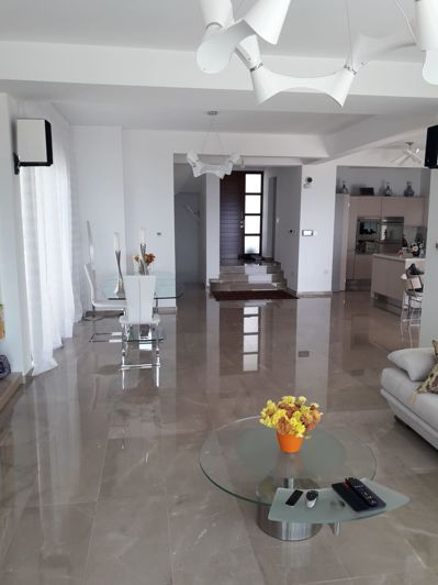 Image No.4-5 Bed Villa for sale