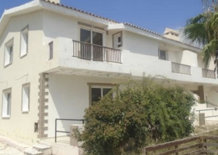 Image No.2-Townhouse for sale