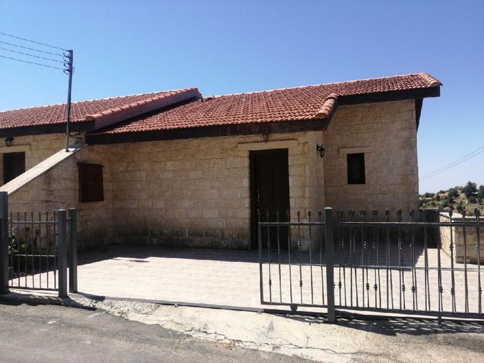 Image No.2-4 Bed Property for sale