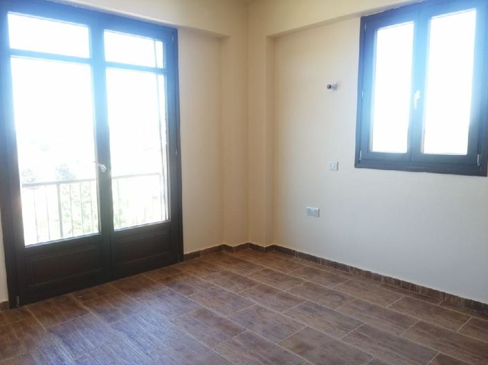 Image No.6-4 Bed Property for sale