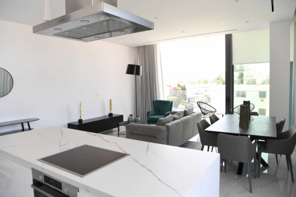 Image No.8-3 Bed Property for sale