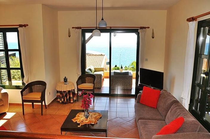 Image No.2-3 Bed Villa for sale