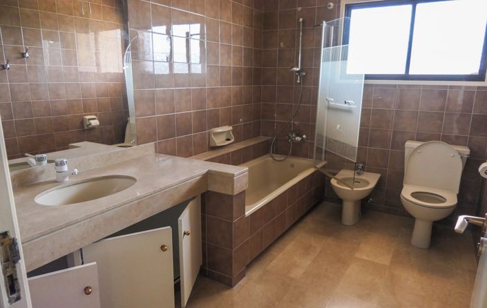 Image No.9-5 Bed Villa for sale