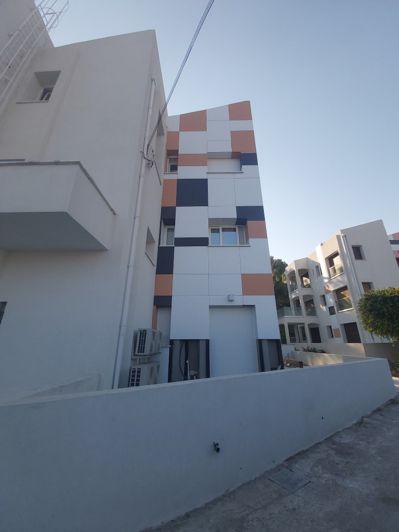 Image No.20-2 Bed Apartment for sale
