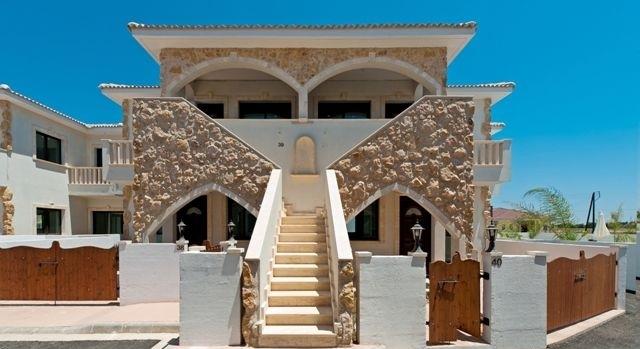 Image No.2-3 Bed Villa for sale