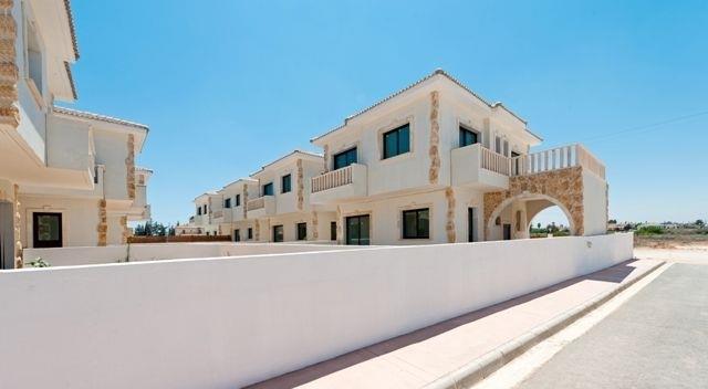 Image No.6-3 Bed Villa for sale
